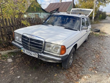Авто Mercedes E Серия 1985 № 8170793