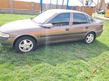 Авто Opel Vectra 1998 № 8171117