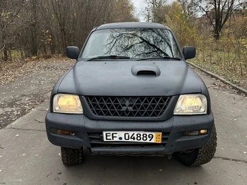 Авто Mitsubishi L 200 2004 № 8171189