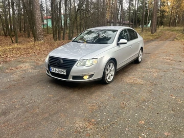 Авто Volkswagen Passat Sedan 2005 № 8171217