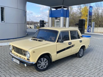 Авто ВАЗ 2101 1982 № 8171223