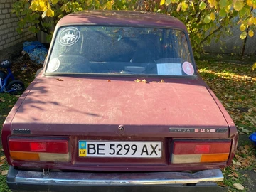 Авто ВАЗ 2107 1989 № 8171227