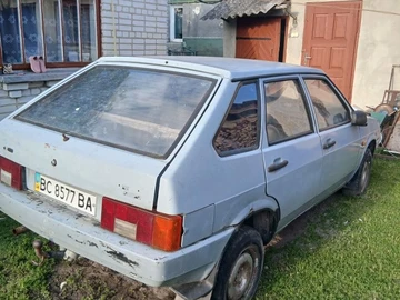 Авто ВАЗ 2109 1991 № 8171375