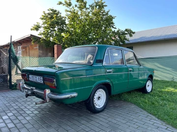 Авто ВАЗ 2103 1975 № 8171564