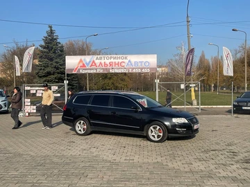 Авто Volkswagen Passat Variant 2009 № 8171777