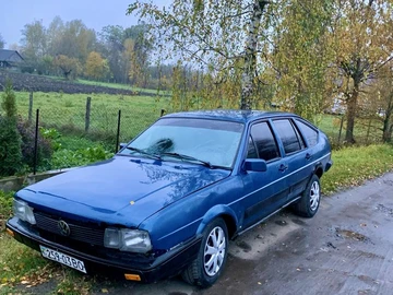 Авто Volkswagen Passat Hatchback 1984 № 8171831