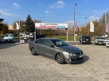 Авто Volkswagen Jetta 2012 № 8171981