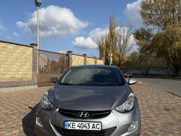 Авто Hyundai Elantra 2012 № 8172104