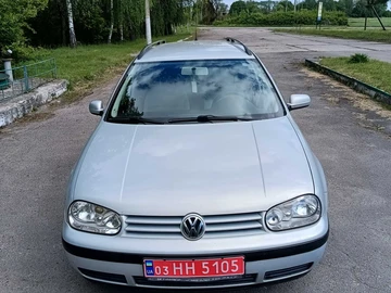 Авто Volkswagen Golf 2000 № 8172174