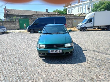 Авто Volkswagen Polo 1999 № 8172321