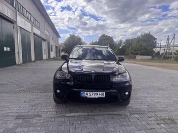 Авто BMW X5 2010 № 8172334