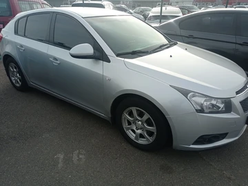 Авто Chevrolet Cruze 2012 № 8172342