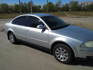 Авто Volkswagen Passat Sedan 2004 № 8172591