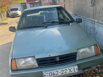 Авто ВАЗ 21099 1992 № 8172668