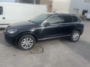 Авто Volkswagen Touareg 2012 № 8172718