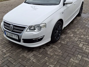 Авто Volkswagen Passat Variant 2010 № 8172867