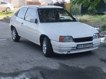 Авто Opel Kadett 1988 № 8172934