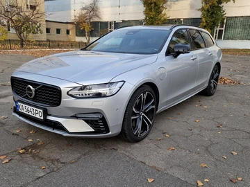 Авто Volvo V90 Kombi 2021 № 8172976