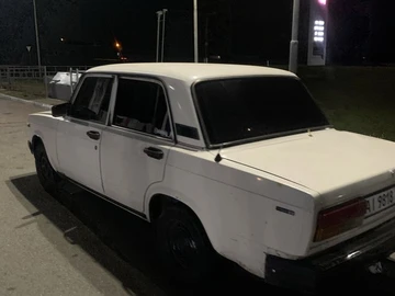 Авто ВАЗ 2107 1996 № 8173469