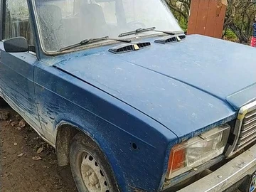 Авто ВАЗ 2107 2001 № 8173538