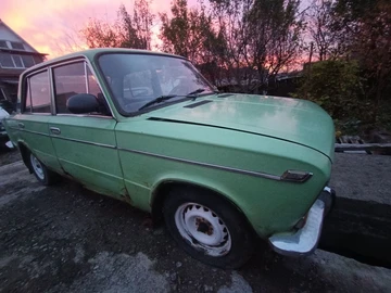 Авто ВАЗ 2103 1983 № 8173640