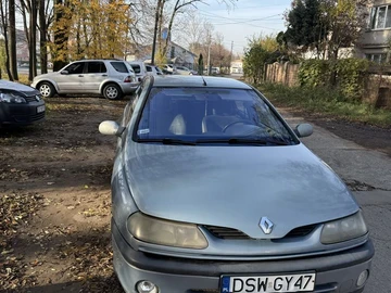 Авто Renault Laguna 1999 № 8173761