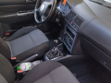 Авто Volkswagen Golf 2003 № 8173987