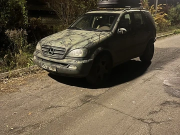 Авто Mercedes Ml Серия 2002 № 8174086