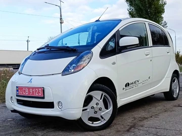 Авто Mitsubishi I 2014 № 8174105