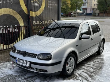 Авто Volkswagen Golf 1999 № 8174299