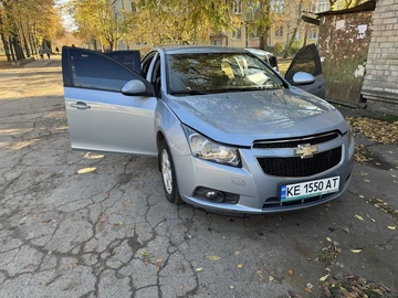 Авто Chevrolet Cruze 2010 № 8174337