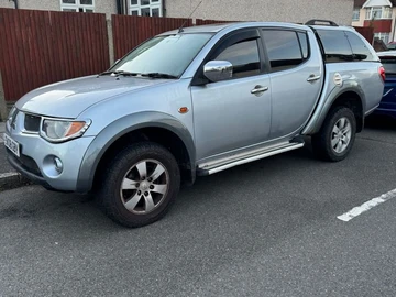 Авто Mitsubishi L 200 2008 № 8174391