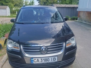 Авто Volkswagen Touran 2007 № 8174412