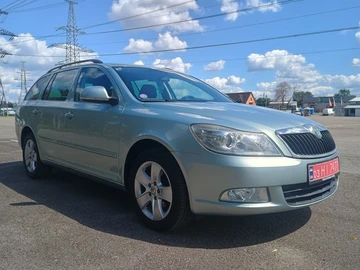 Авто Skoda Octavia 2010 № 8174418