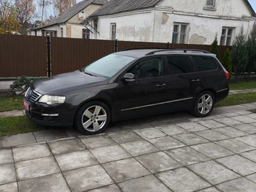 Авто Volkswagen Passat Variant 2009 № 8174558