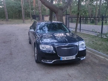 Авто Chrysler 300C 2016 № 8174577