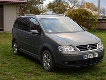 Авто Volkswagen Touran 2005 № 8174704