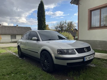 Авто Volkswagen Passat Sedan 2000 № 8174914