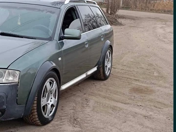 Авто Audi A6 Allroad 2004 № 8175181