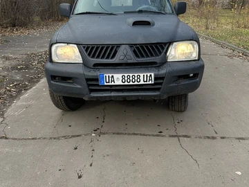 Авто Mitsubishi L 200 2005 № 8175419