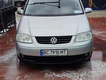 Авто Volkswagen Touran 2003 № 8175569