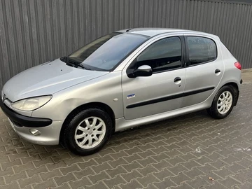 Авто Peugeot 206 2004 № 8175572