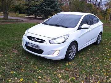Авто Hyundai Accent 2013 № 8175612
