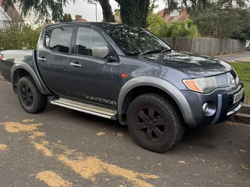 Авто Mitsubishi L 200 2006 № 8175820
