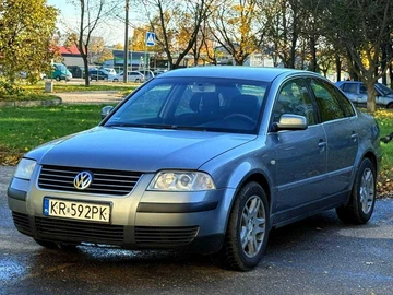 Авто Volkswagen Passat Variant 2004 № 8175855