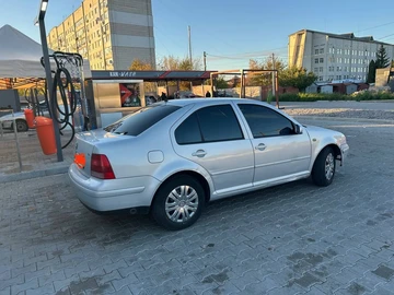 Авто Volkswagen Bora 1999 № 8175971