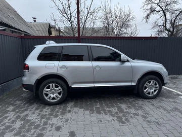 Авто Volkswagen Touareg 2007 № 8176535