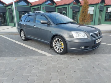 Авто Toyota Avensis 2004 № 8176777