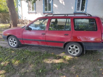 Авто Opel Kadett 1990 № 8177080