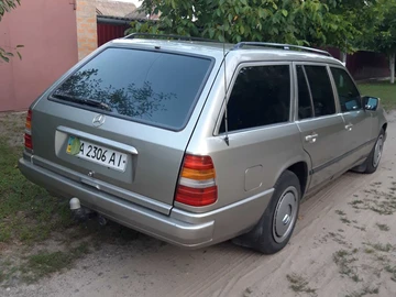 Авто Mercedes W124 1988 № 8177113